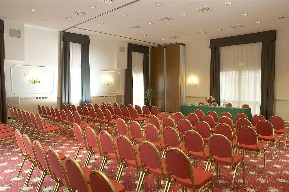 호텔 Holiday Inn Bologna San Lazzaro 산레자로디사베나